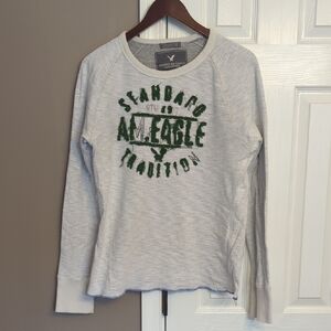 Y2K Men's American Eagle Outfitters Gray Long Sleeve Tee With Distressed Logo